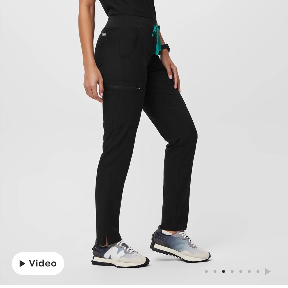 Figs Lined Yola Skinny Scrub Pants - Picture 6 of 7